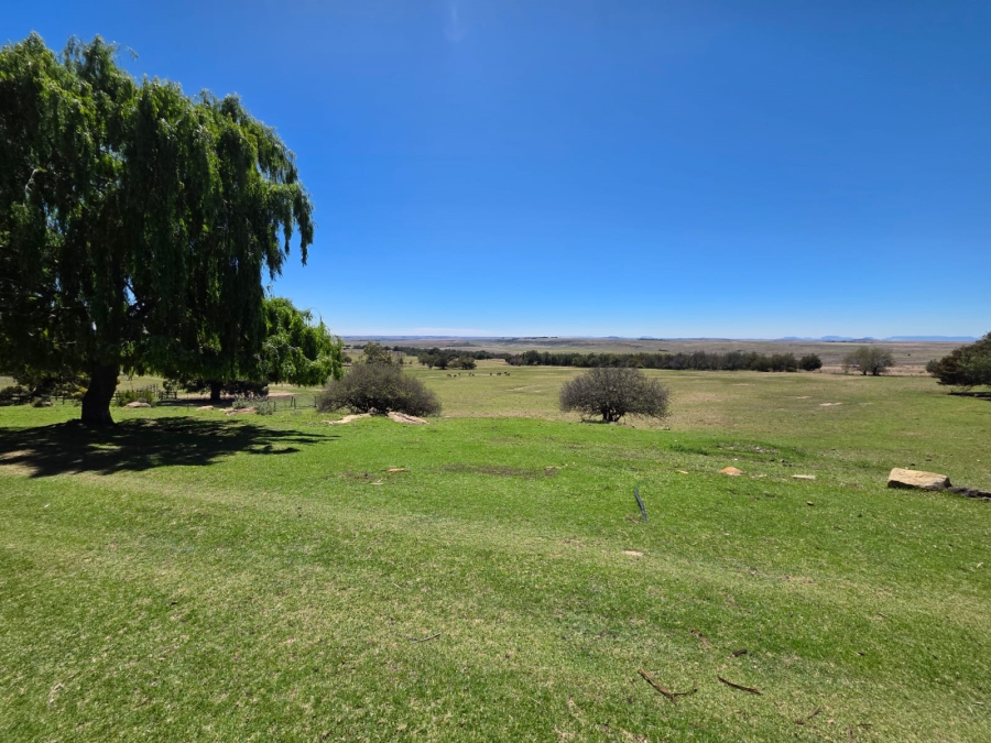 8 Bedroom Property for Sale in Bethlehem Rural Free State